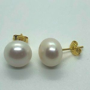 14kt Solid Gold 9-10mm White South Sea Pearl Stud Earrings